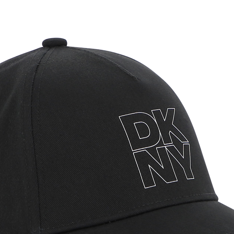 CAP DKNY 
                        UNISEX