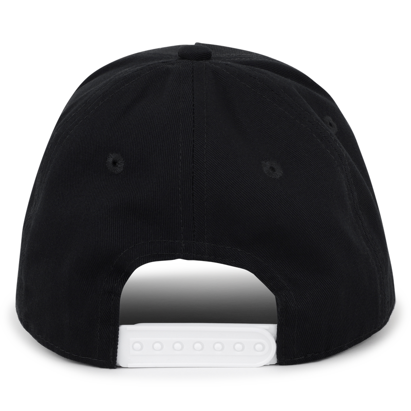 Cap with adjustable fastening BOSS 
                        BOY