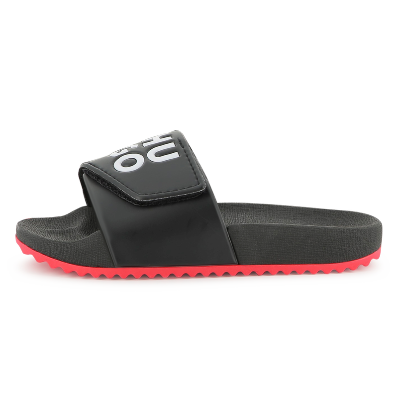 Two-tone sliders HUGO 
                        BOY