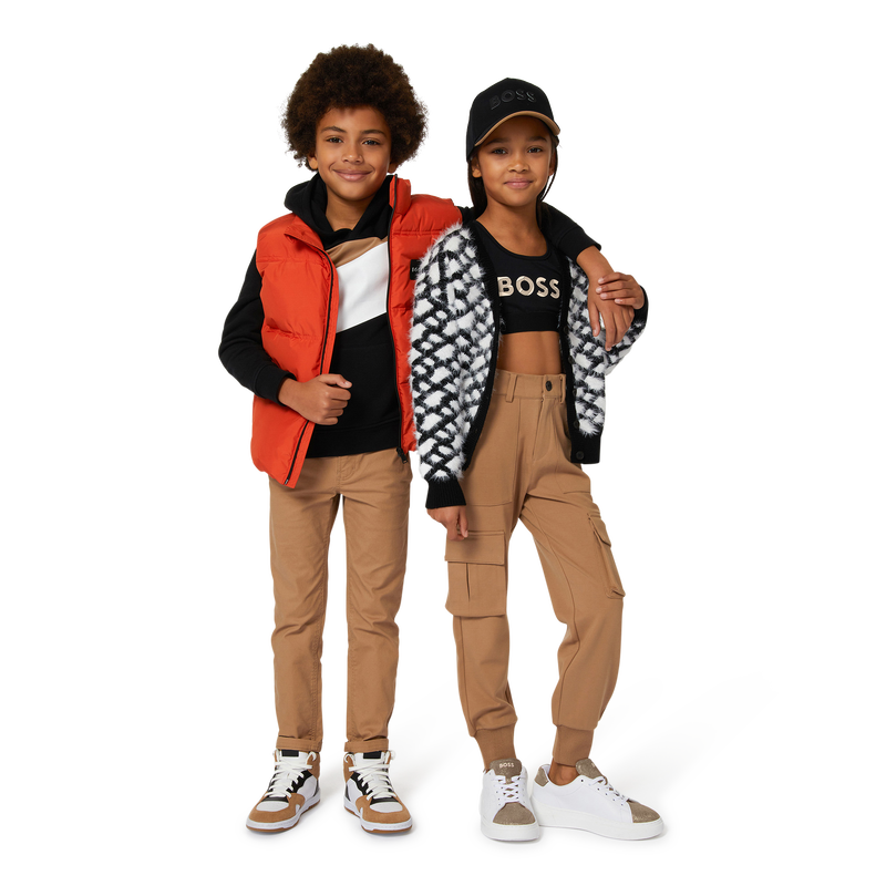 Multi-pocket trousers