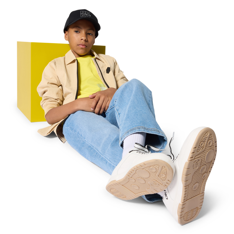 SHORT-SLEEVED T-SHIRT DKNY 
                        UNISEX