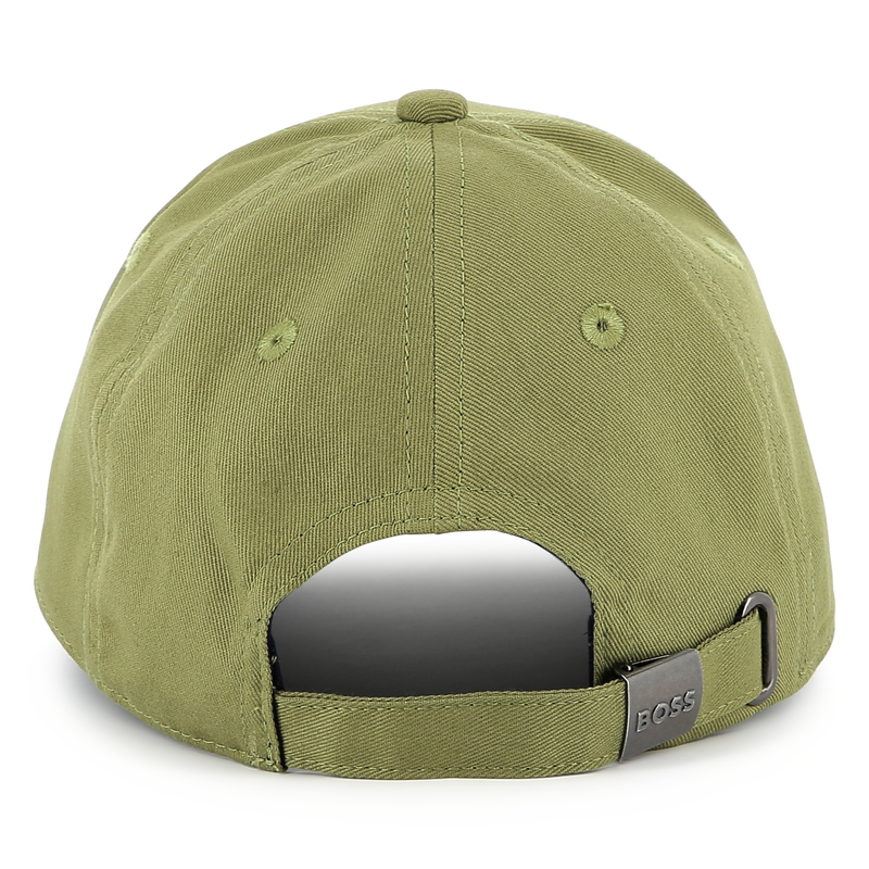 Cap with adjustable fastening