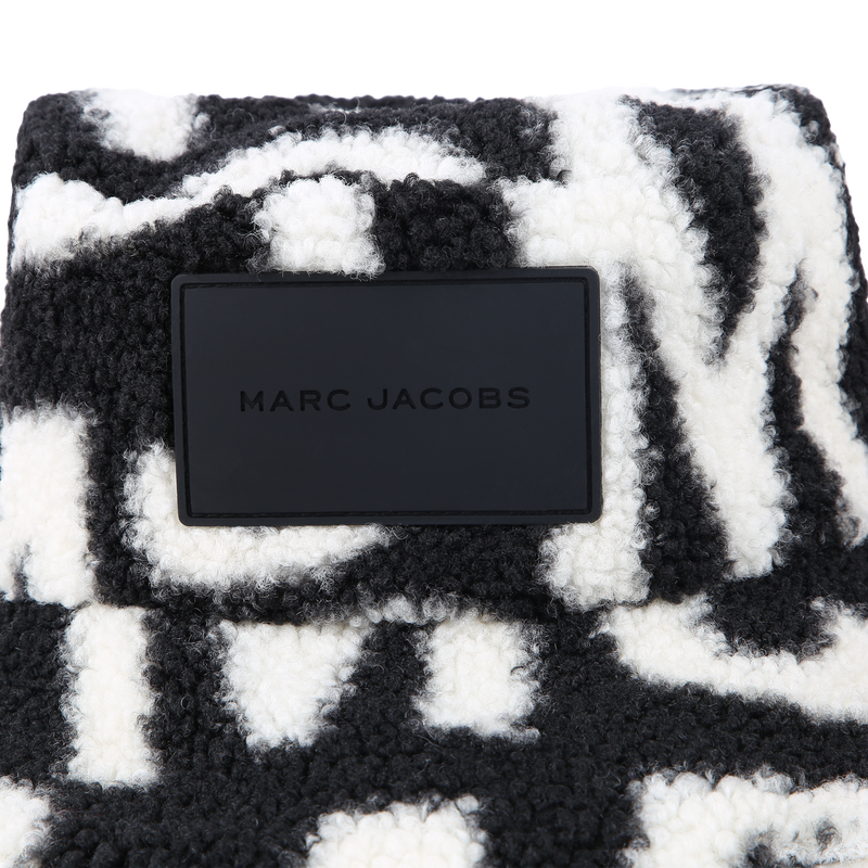 Fluffy fleece bucket hat MARC JACOBS 
                        UNISEX