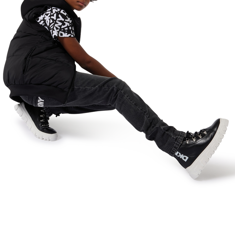 Hooded sleeveless puffer DKNY 
                        UNISEX