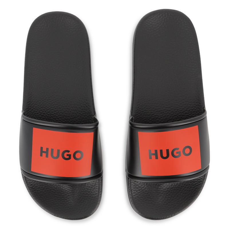 Tap HUGO 
                        BOY