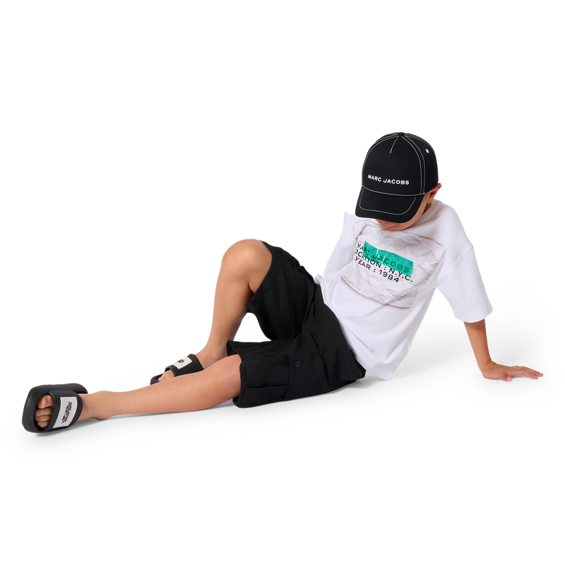 TAP MARC JACOBS 
                    BOY